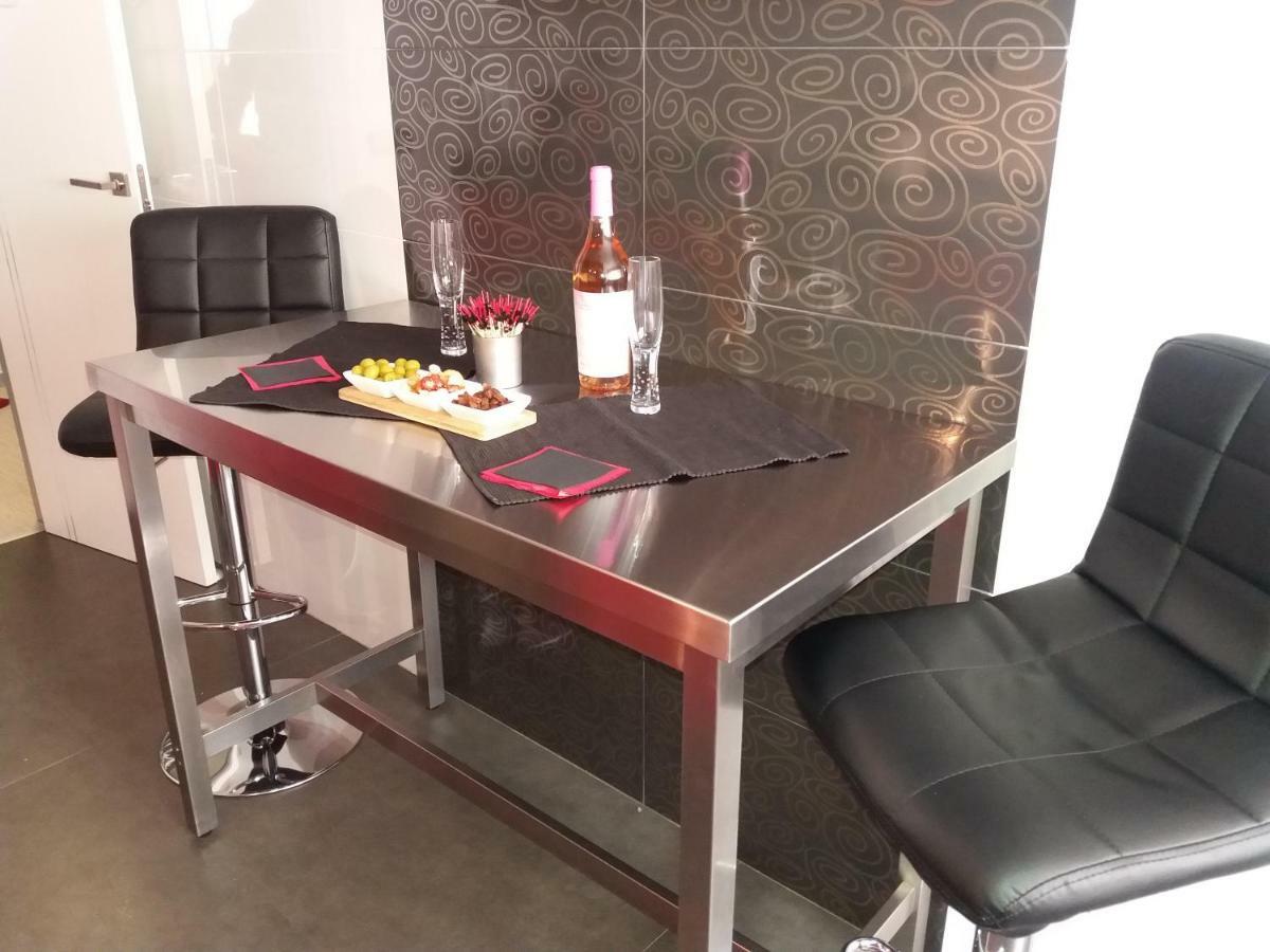 Bruno Apartment Valencia Eksteriør billede